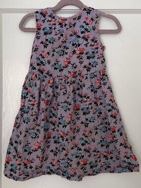 Cath Kidston girls dress in size 4-5 y, in purple flowers pink scalloped trim
